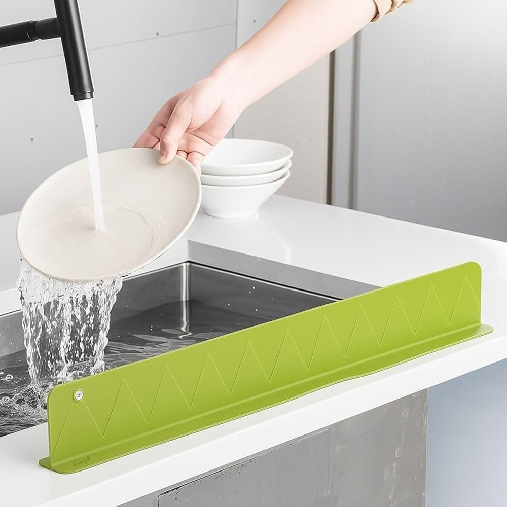 Silicone Sink Splash Guard With Suction –  BUY ONE GET ONE FREE